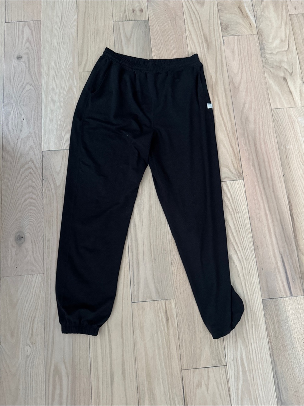 Vuori Boyfriend Joggers Black Cozy Elastic Waist black
